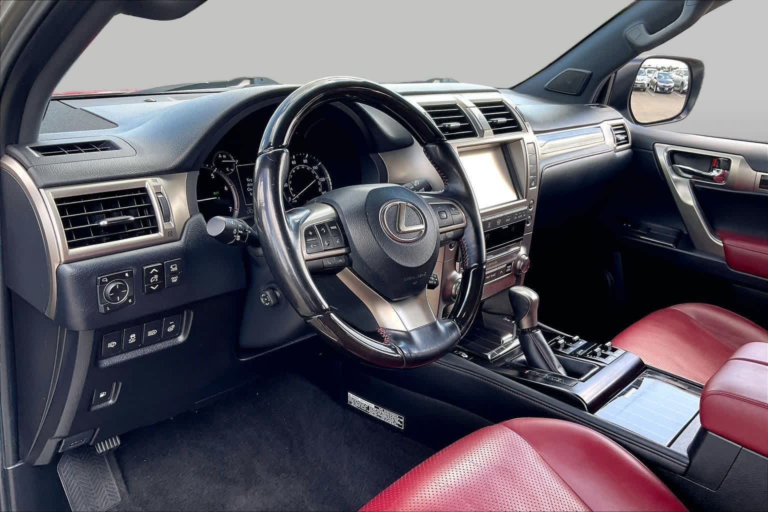 Used 2021 Atomic Silver Lexus Luxury image 15