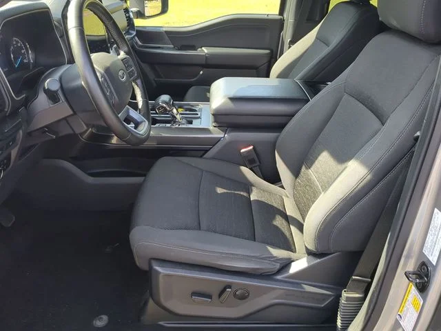Used 2023 Silver Ford XLT image 21