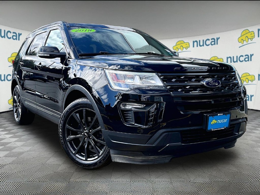 Used 2018 Black Metallic Ford XLT image 1