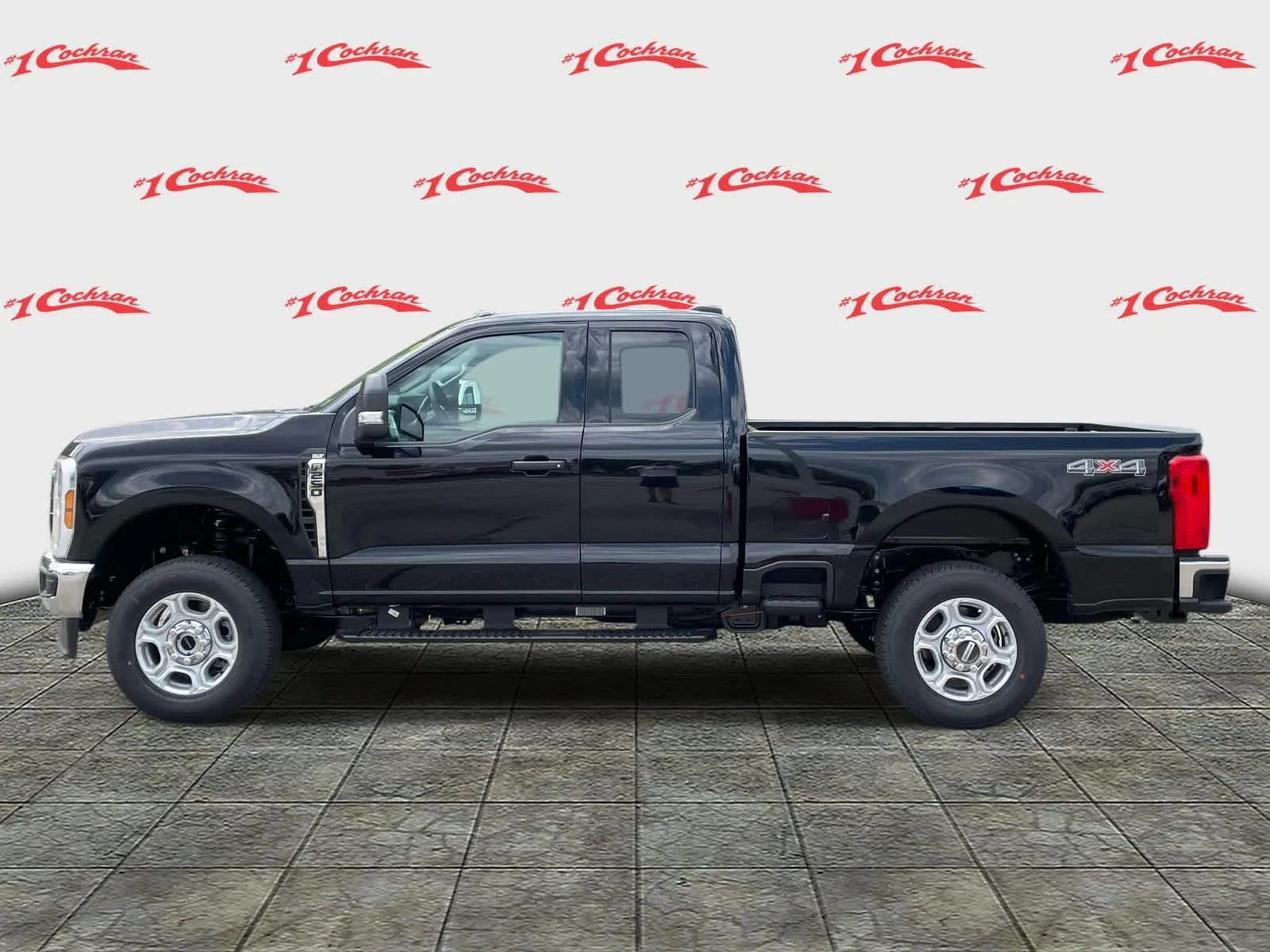 New 2026 UM/Black Ford  image 10