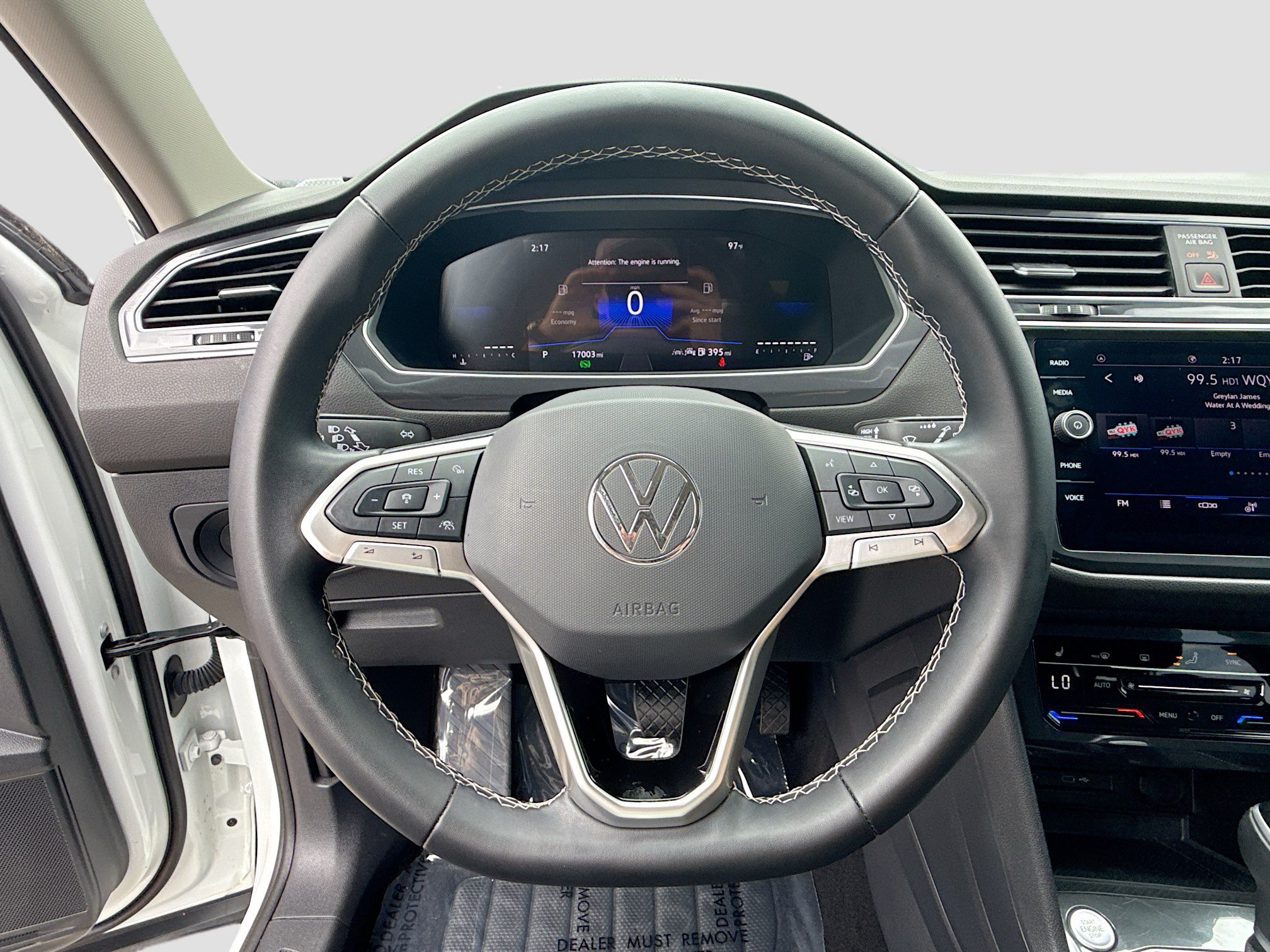 Used 2024 White Volkswagen SE image 38