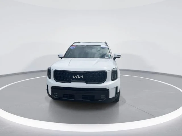 Used 2024 White Kia SX X-Line image 2