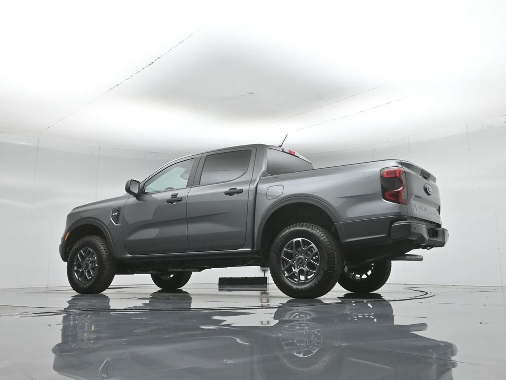 New 2026 Carbonized Gray Metallic Ford XLT image 47