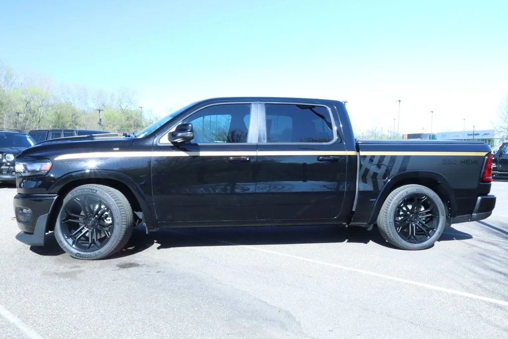 New 2026 Diamond Black Crystal Pearl-Coat Exterior Paint Ram Big Horn/Lone Star image 3