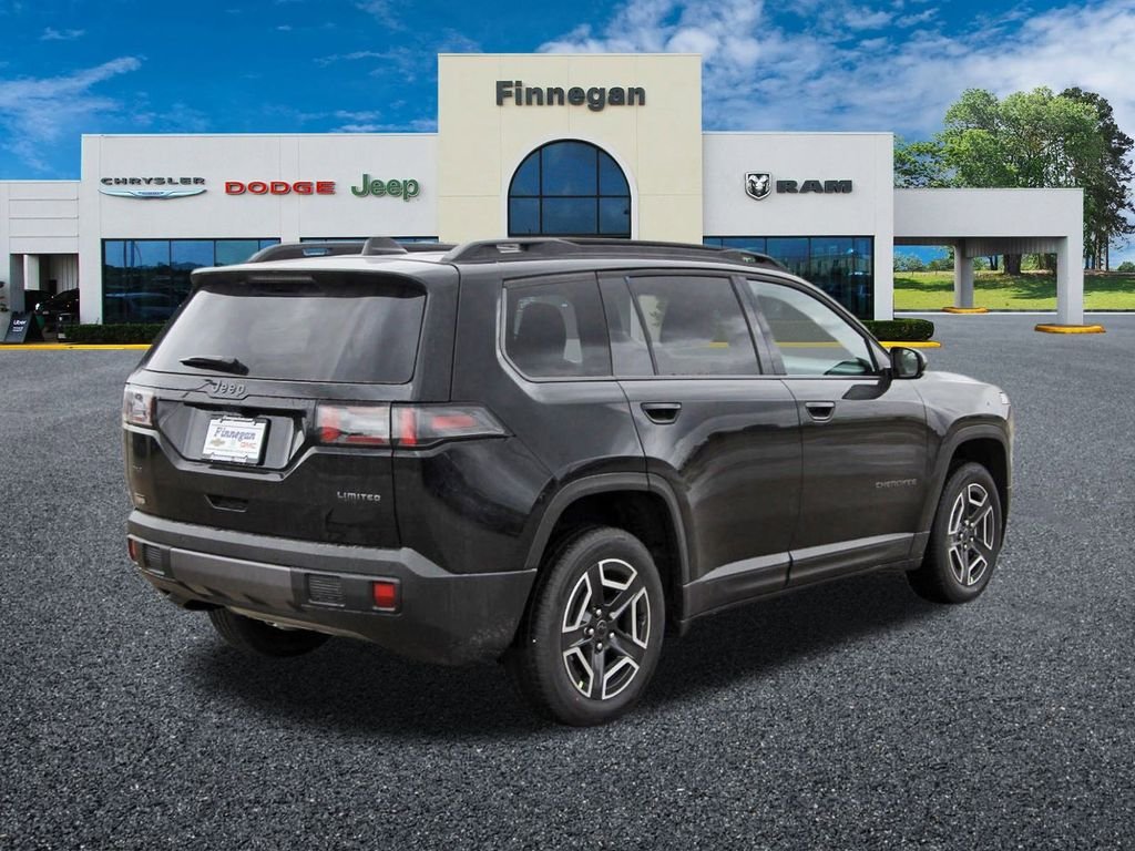 New 2026 Diamond Black Crystal Pearl-Coat Exterior Paint Jeep Limited image 6