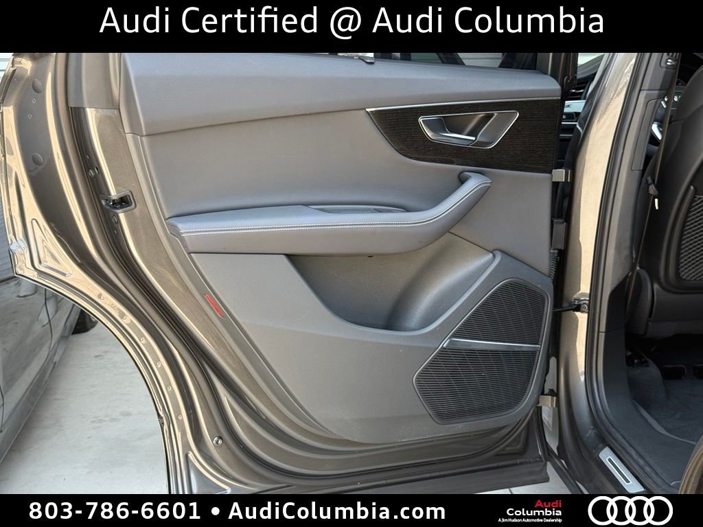 Used 2025  Audi 55 Prestige image 24