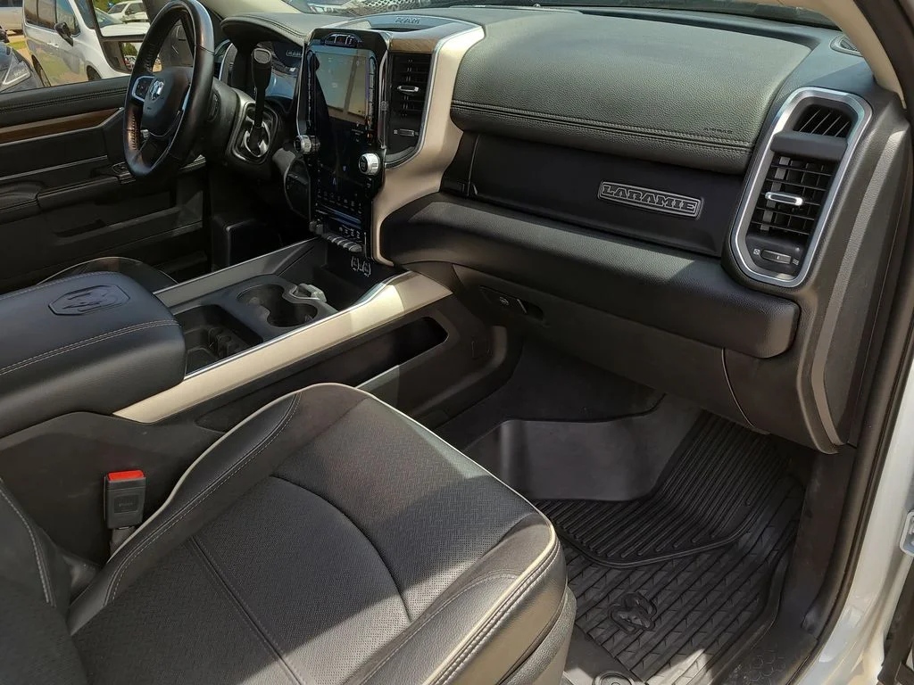 Used 2024 White Ram Laramie image 11