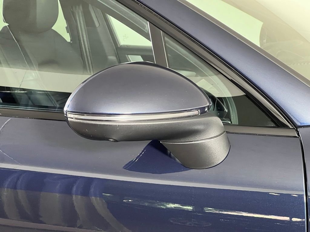 Certified Used 2024  Porsche  image 20