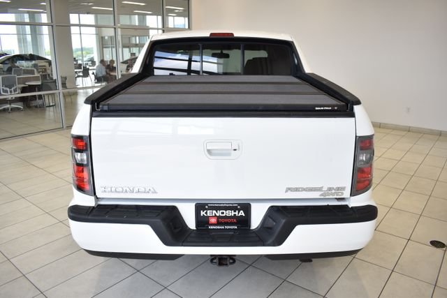 Used 2013 White Honda Sport image 8