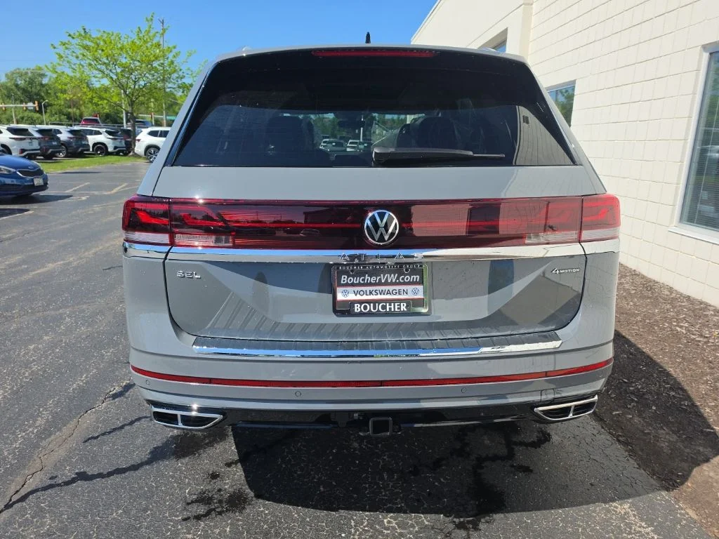 New 2026 Pure Gray Volkswagen 2.0T SEL Premium R-Line image 4