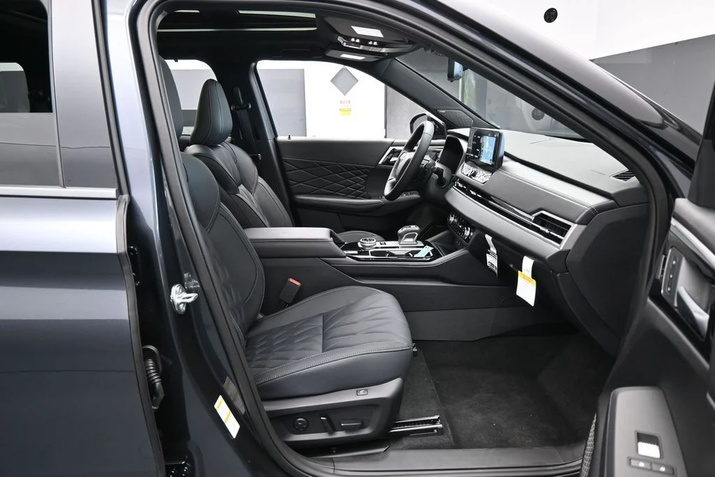New 2026 Graphite Gray Mitsubishi BLACK EDITION S-AWC image 43