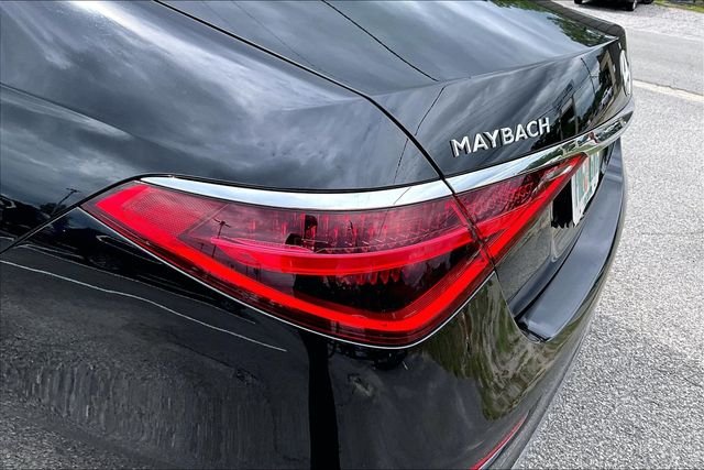 Used 2024 Brown Mercedes-Benz Maybach S 580 image 17