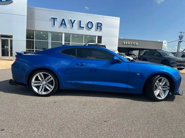 Used 2017 Hyper Blue Metallic Chevrolet SS image 13