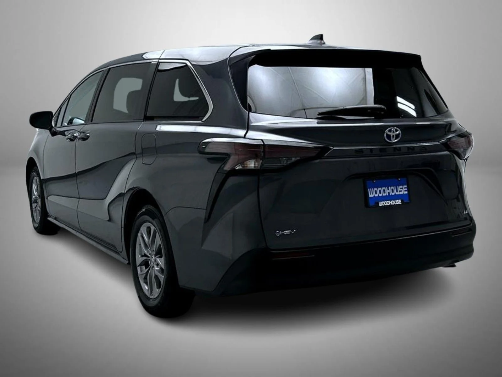 Used 2025 Gray Toyota LE image 7