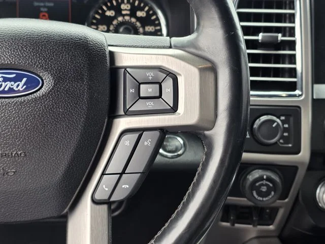 Used 2017 Oxford White Ford Platinum image 30