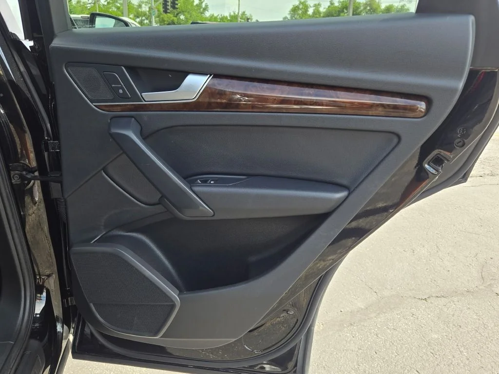 Used 2018 Black Audi 2.0T image 12