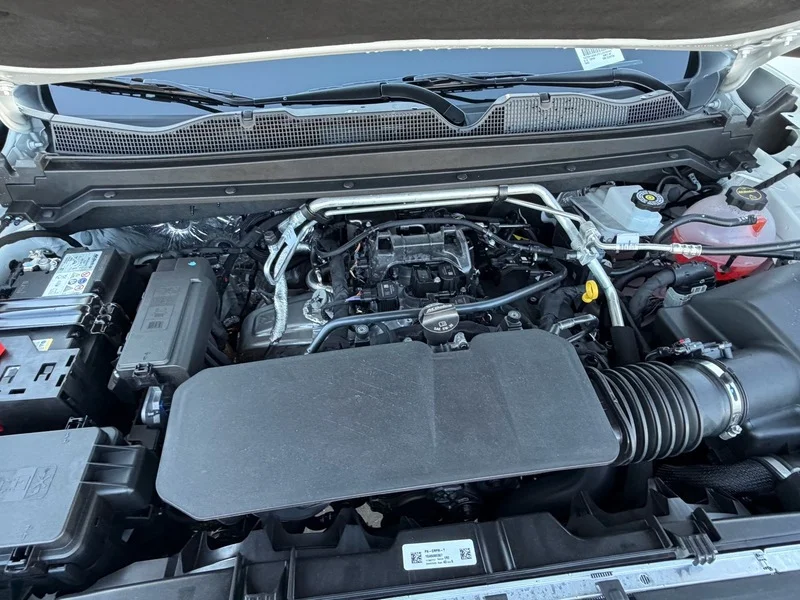 New 2026 Summit White GMC Elevation image 19