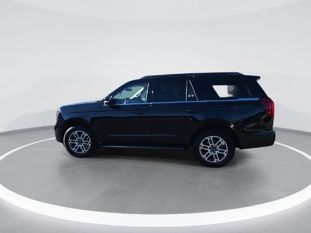 Used 2025 Black Ford Active image 6