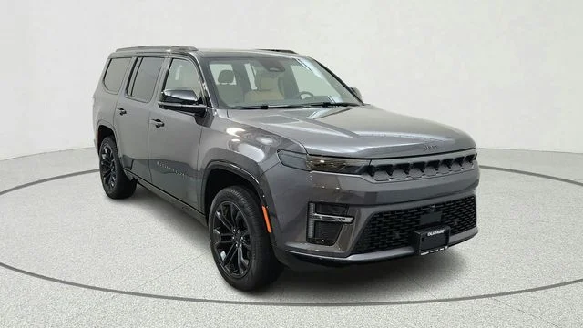 New 2026 Baltic-Gray Metallic Clear-Coat Exterior Paint Jeep Summit Reserve image 12