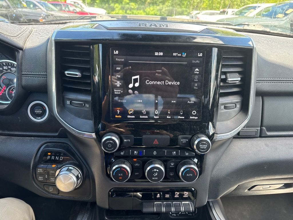 Used 2021 Black Ram Laramie image 12