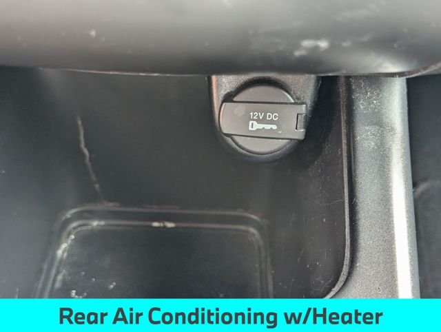 Used 2013 Blue Dodge SXT image 30