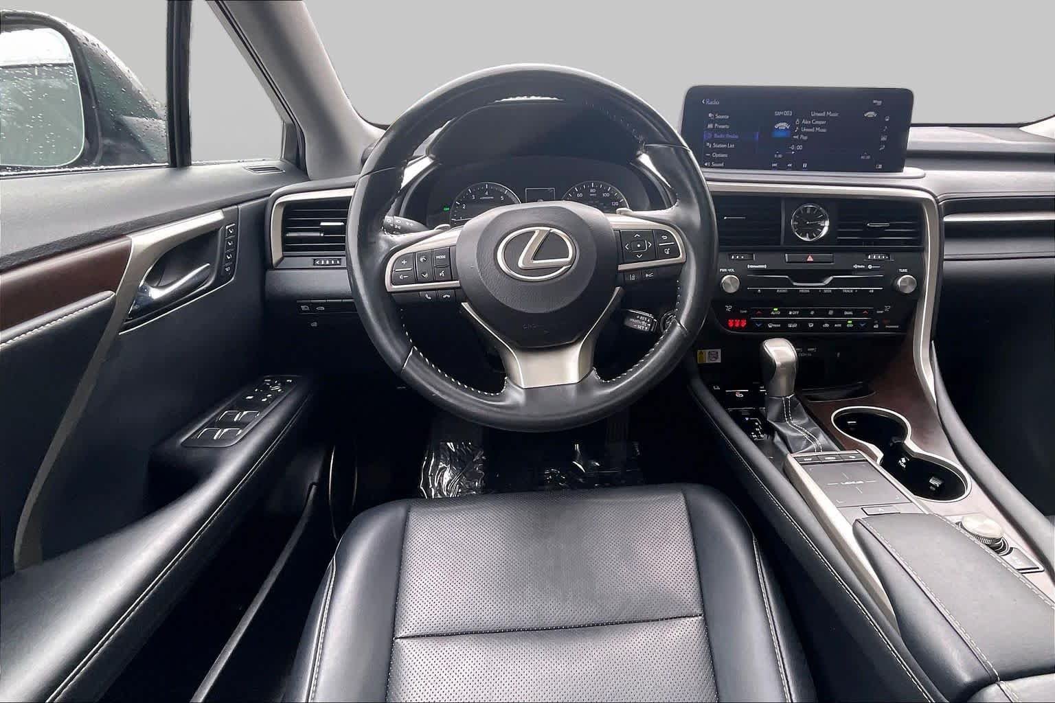 Used 2021 Atomic Silver Lexus  image 5