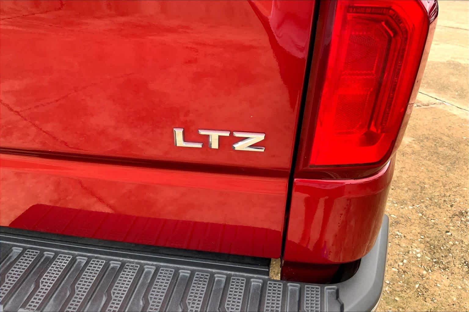 2023 Chevrolet Silverado 1500 LTZ - Photo 10
