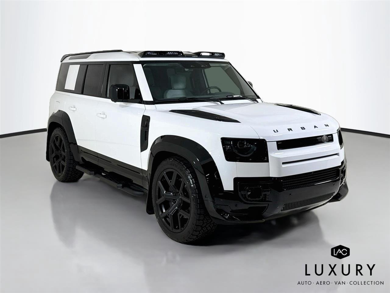 2026 Land Rover Defender X-Dynamic SE