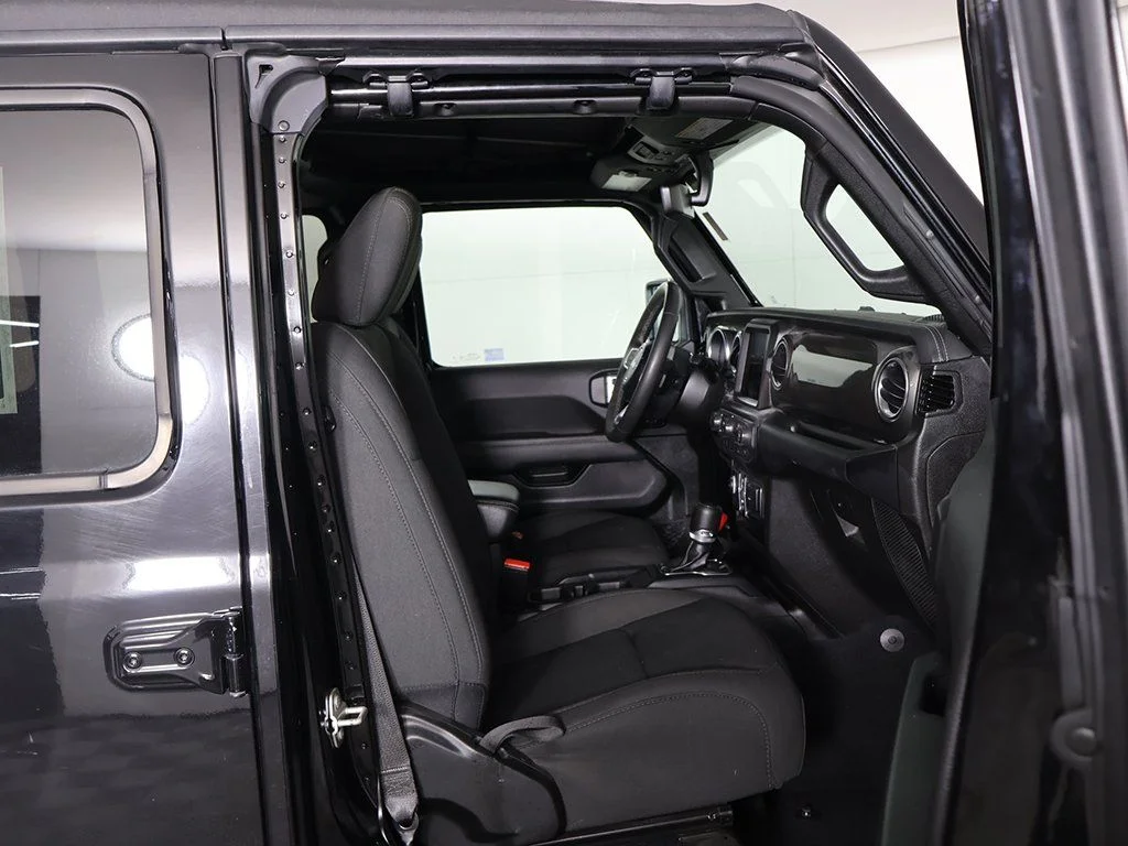 Used 2023 Black Jeep Sahara image 25