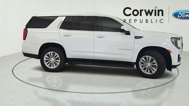 Used 2023 Summit White GMC SLE image 7