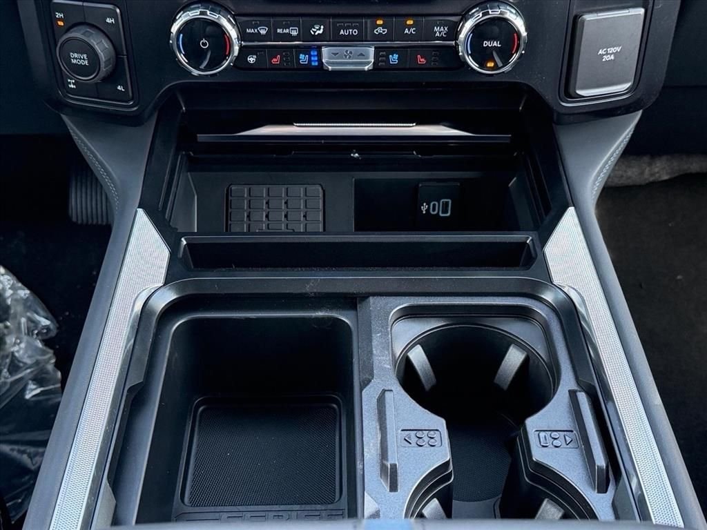 New 2026 Agate Black Metallic Ford F-250® Platinum® image 19