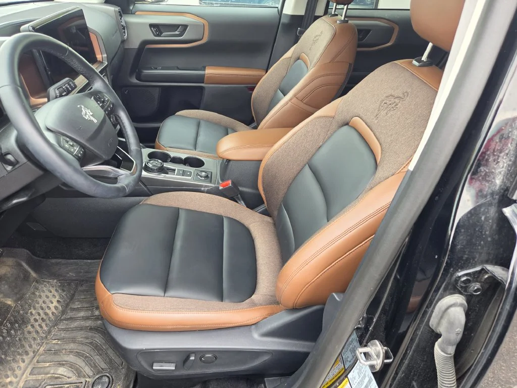 Used 2025 Black Ford Outer Banks image 4