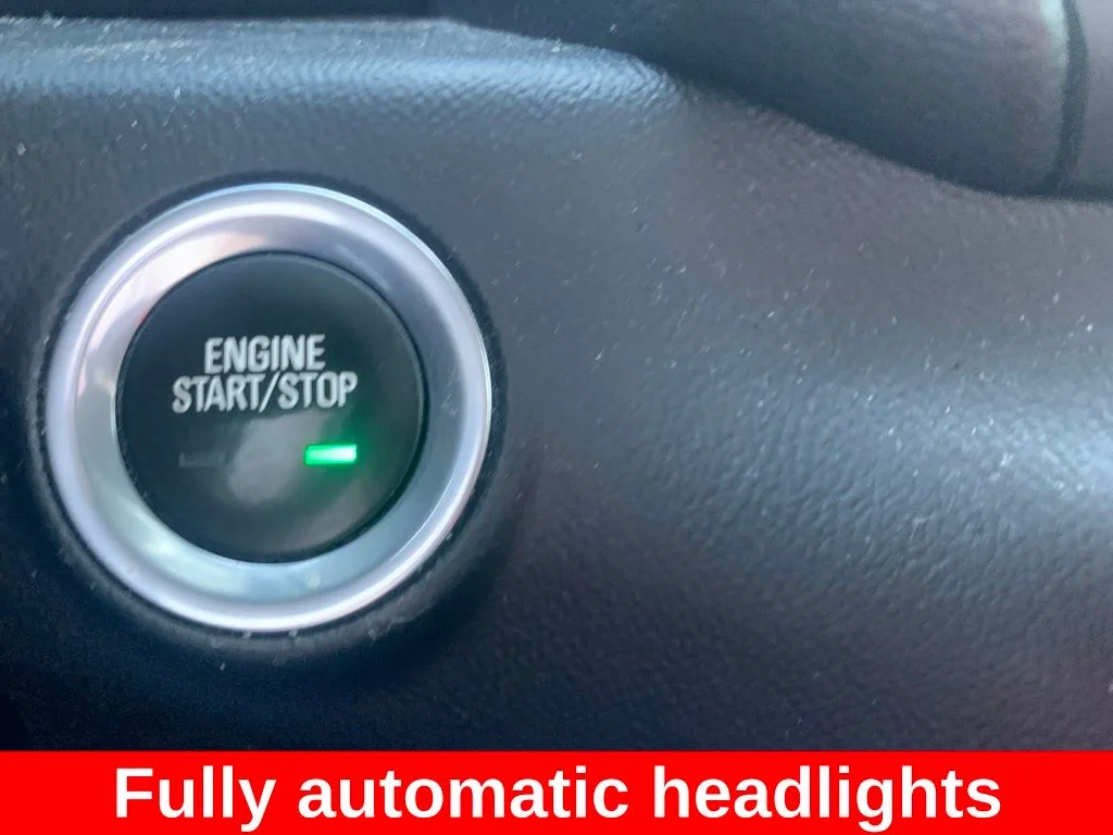 Used 2019 Red GMC SLE image 16