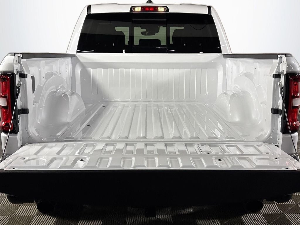 2026 RAM 1500 Laramie - Photo 21