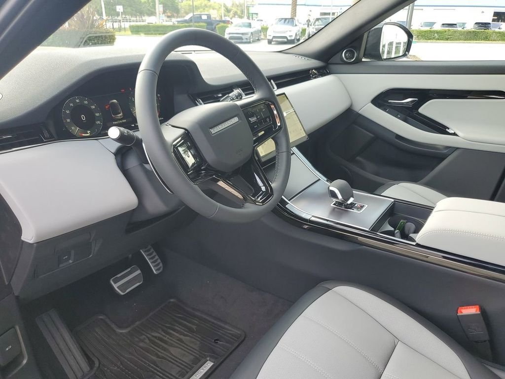 2026 Land Rover Range Rover Evoque Dynamic SE - Photo 25