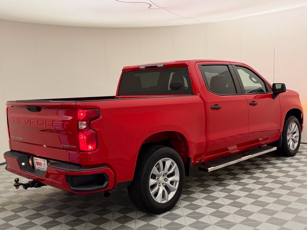 Used 2023 Radiant Red Tintcoat Chevrolet Custom image 9