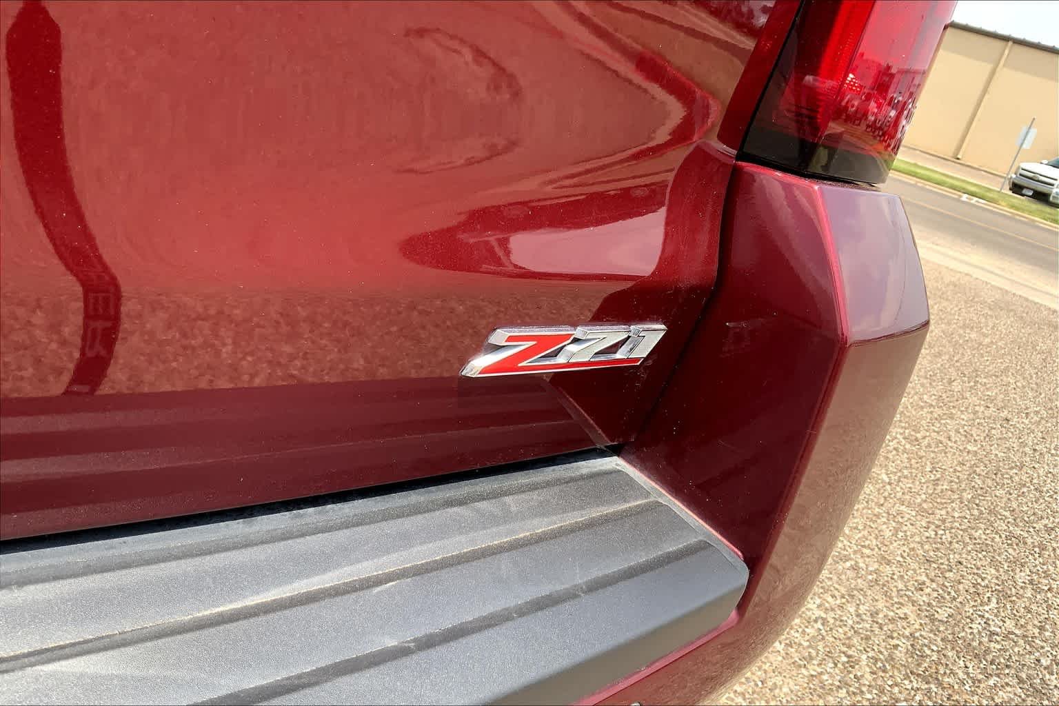 Used 2017 Siren Red Tintcoat Chevrolet LT image 10