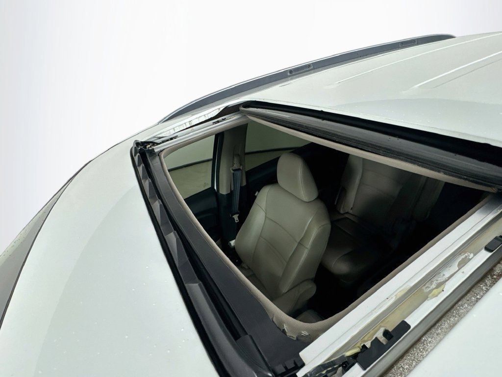 Certified Used 2021 Platinum White Pearl Honda Touring image 29