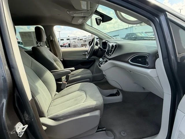 Used 2017 Gray Chrysler Touring image 16