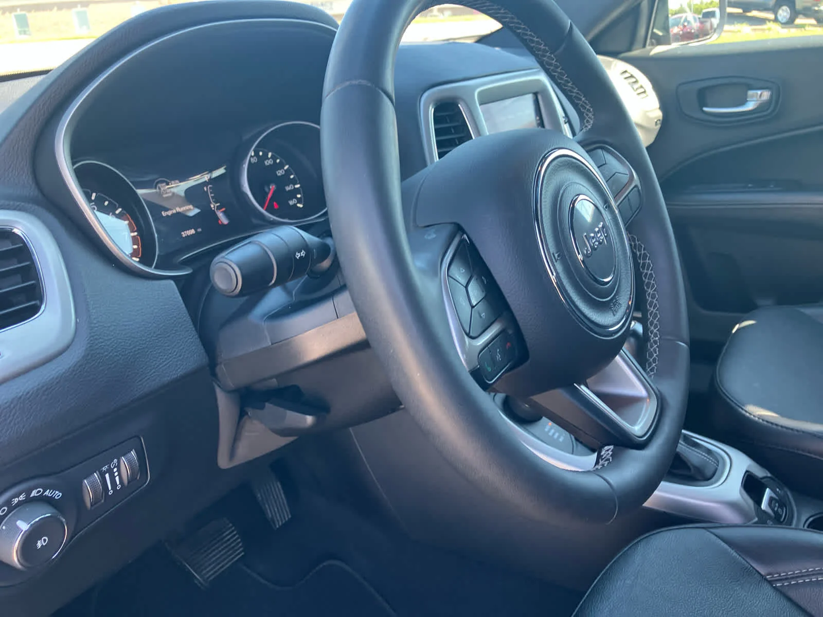 Used 2021 Velvet Red Pearlcoat Jeep 80th Anniversary image 9