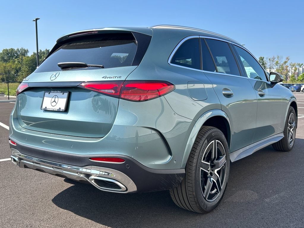 New 2027 Verde Silver Metallic Mercedes-Benz GLC 300 image 46