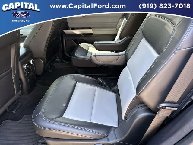 Used 2023 Black Ford XLT image 18