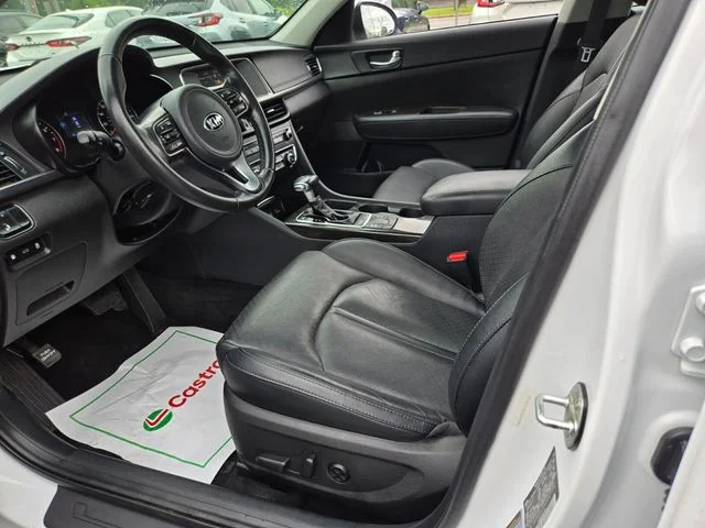 Used 2018 White Kia EX image 10