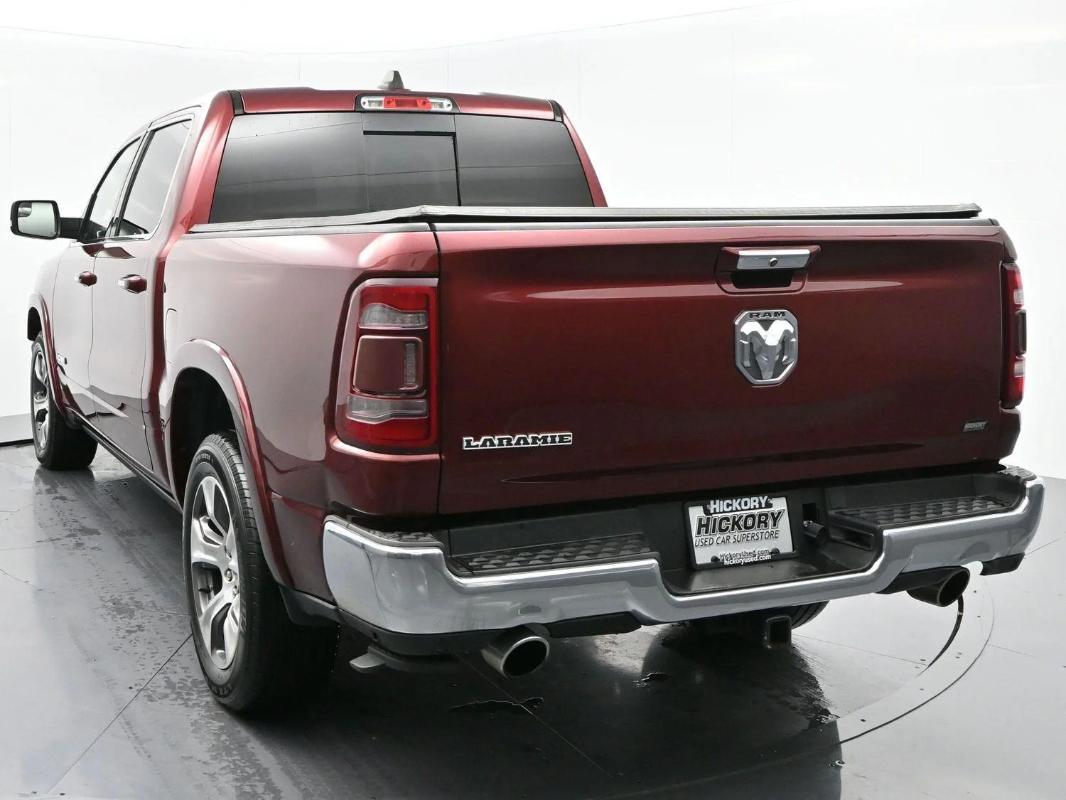 Used 2020 Delmonico Red Pearlcoat Ram Laramie image 6