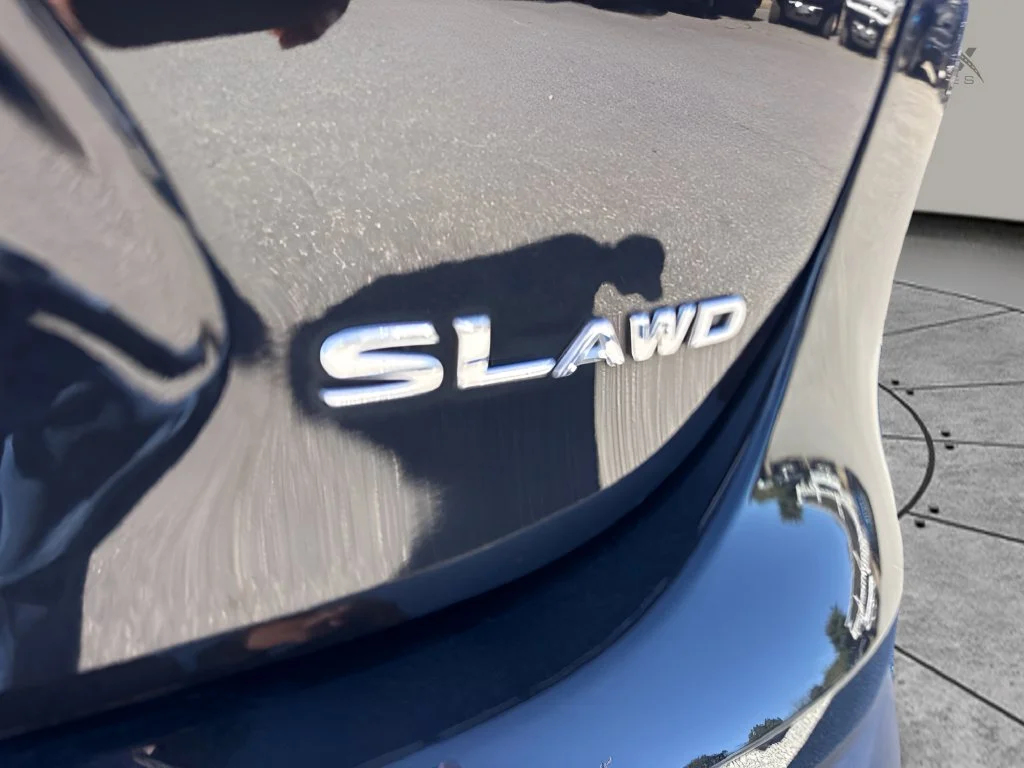Used 2019 Black Nissan SL image 31