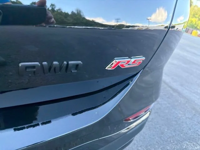 Used 2024 Mosaic Black Metallic Chevrolet RS image 17