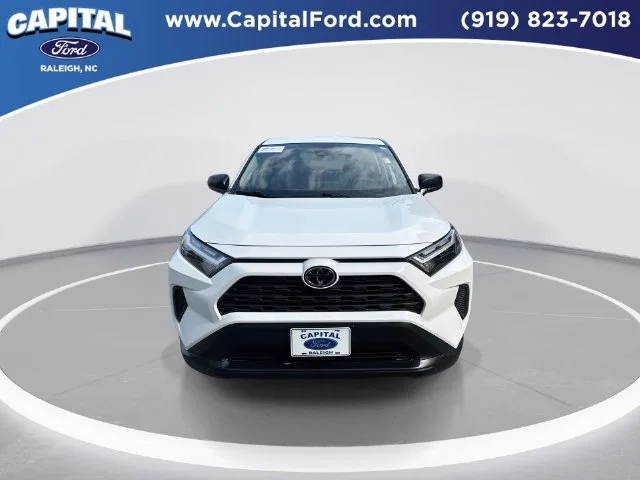 Used 2025 White Toyota LE image 3