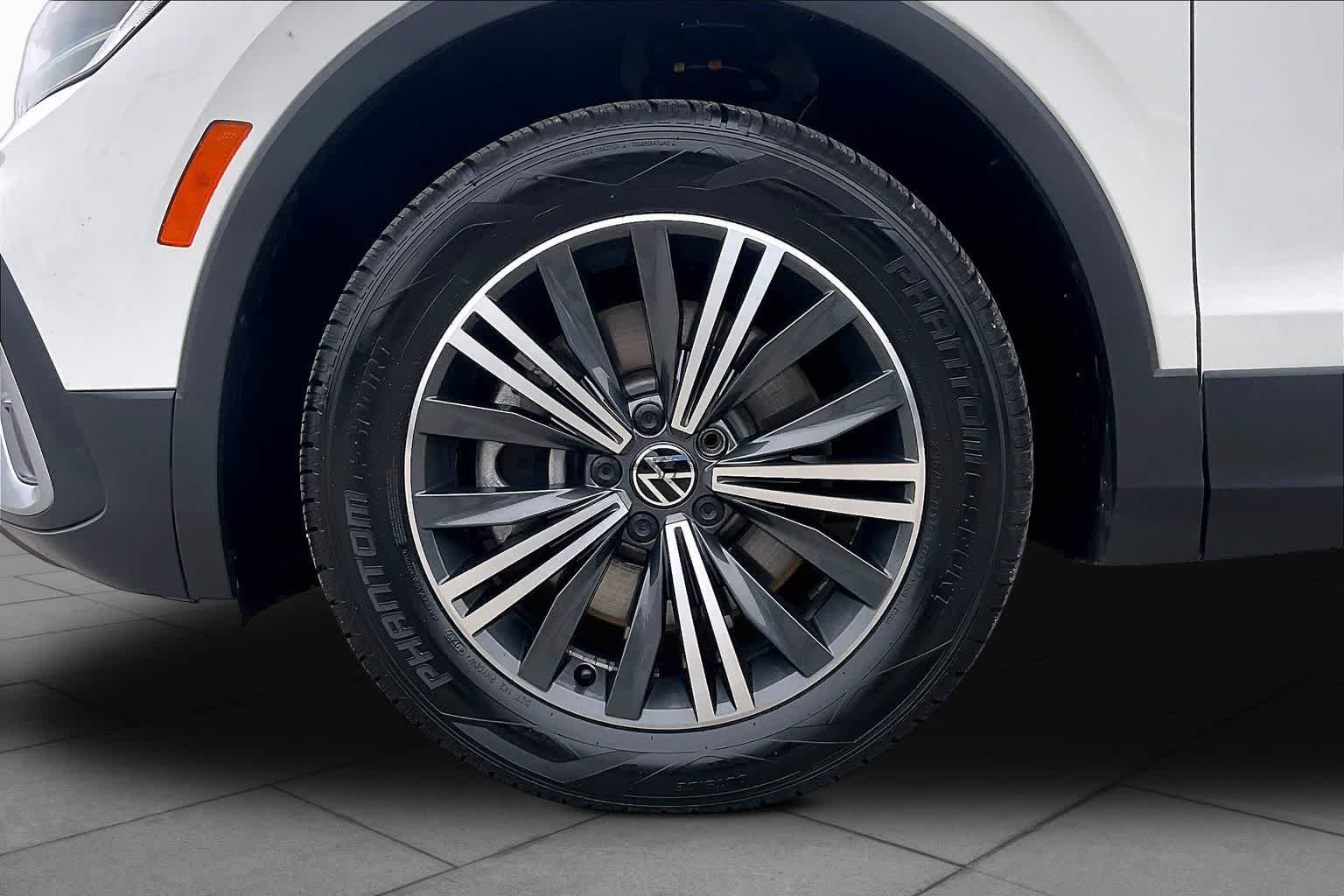 Used 2024 Pure White Volkswagen Wolfsburg Edition image 10