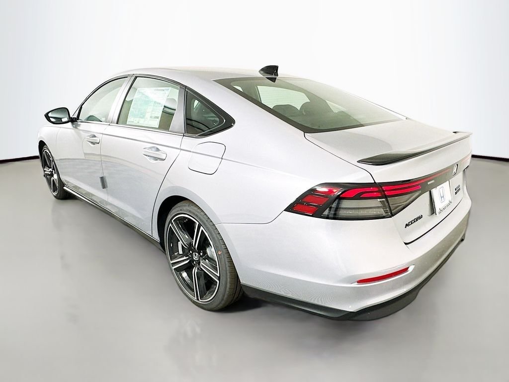 New 2026 Solar Silver Metallic Honda Sport Hybrid image 7