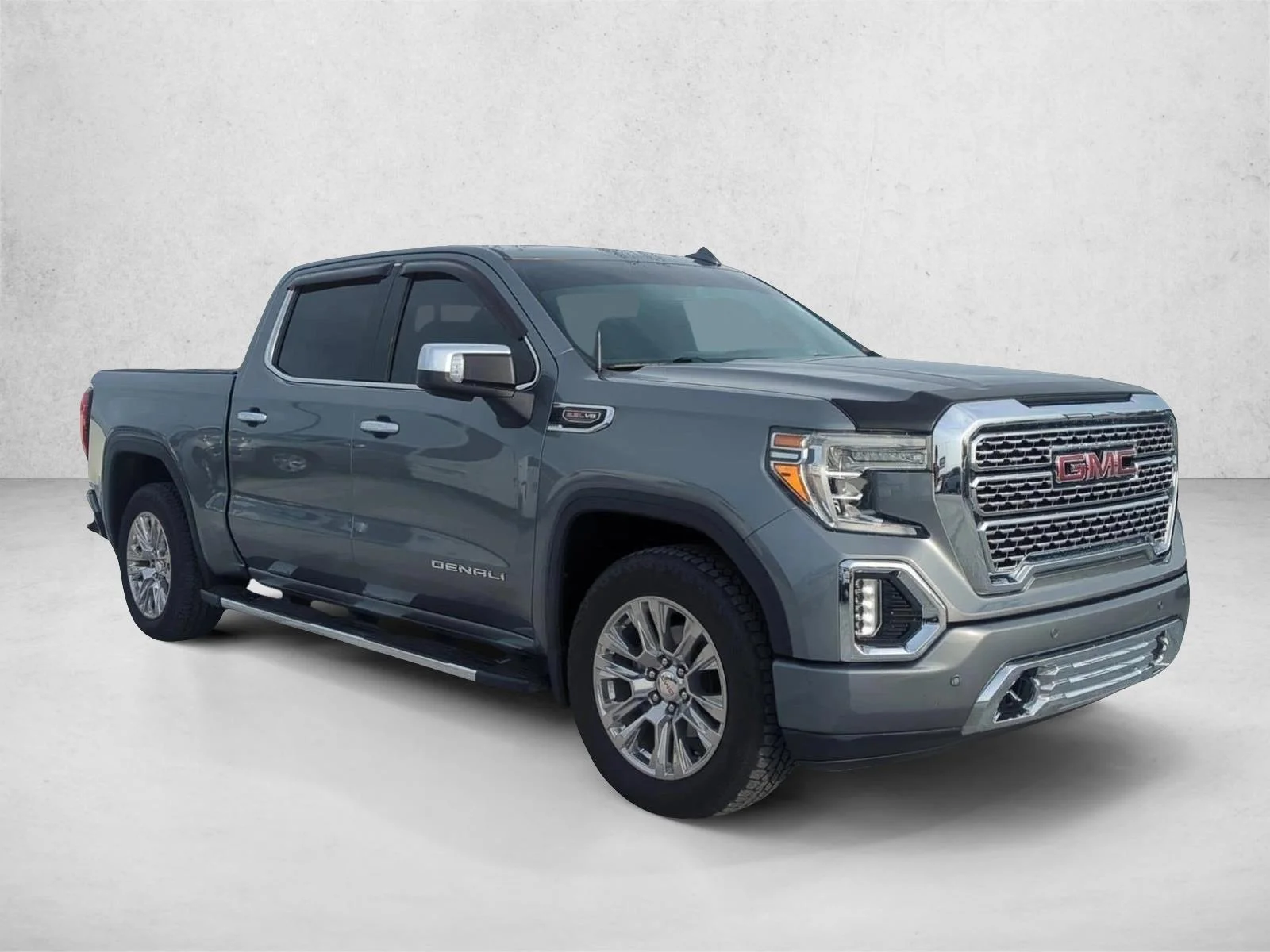 Used 2020 Satin Steel Metallic GMC Denali image 3